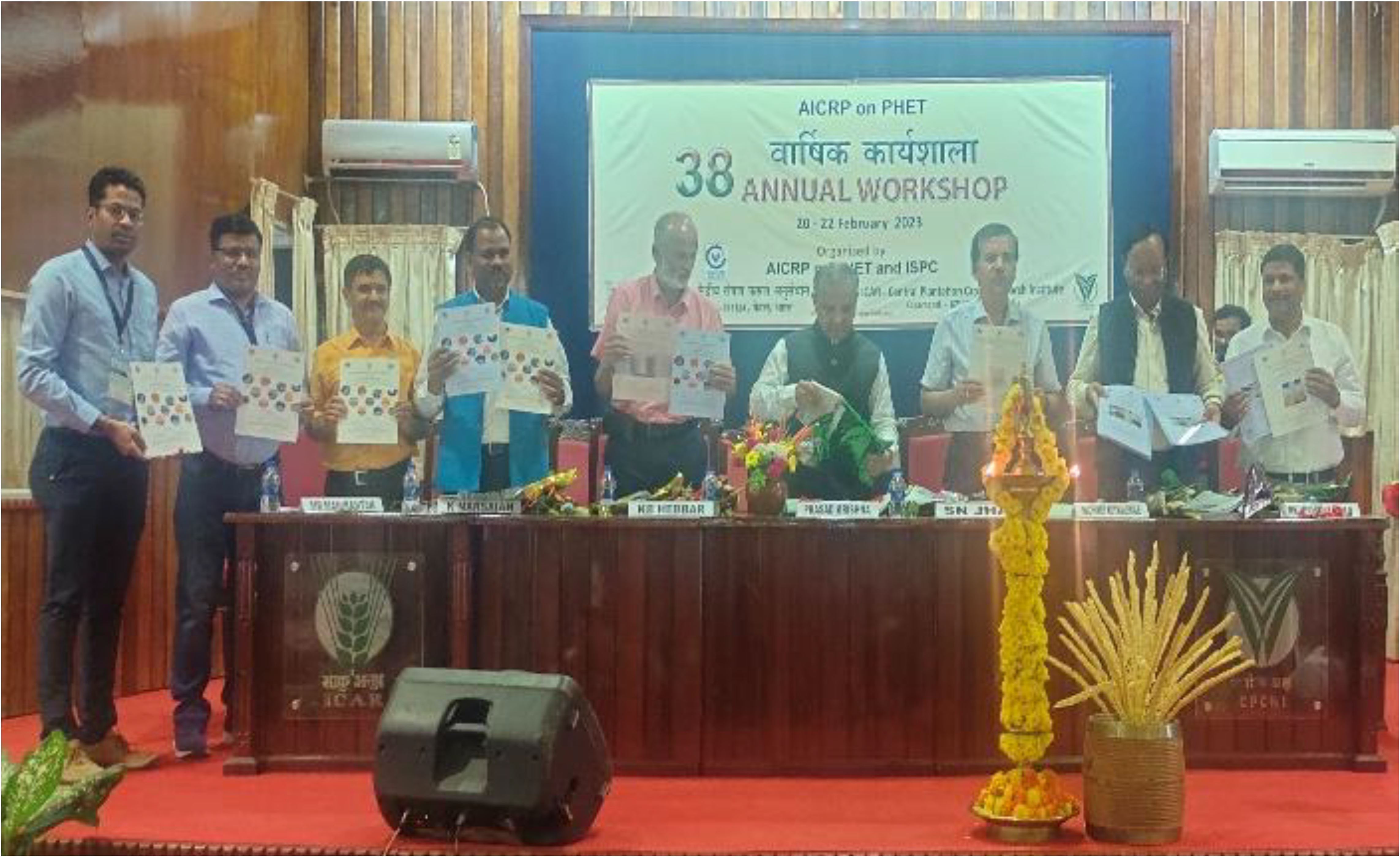 Published Seven Booklets Of MAFSU, Mumbai Centre On 38th Annual Workshop Of AICRP On PHE&T  At Kasaragod, Kerala